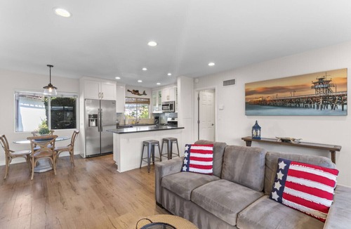 San Clemente Villa | Hideaway C- Walk to the beach, Downtown, AC!