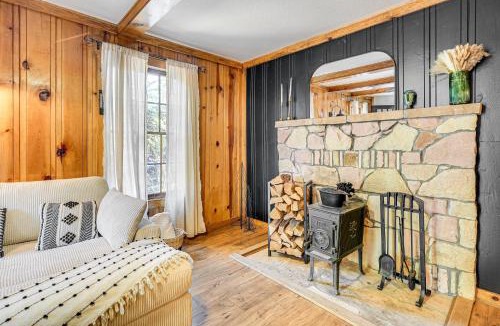 Twain Harte House | Hike, Ski & Fish: Charming Cabin in Twain Harte!