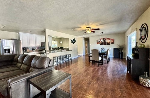 Diamond Springs House | 🏔️ Hilltop Paradise with Pool & Hot Tub | 4BR Near Apple Hill
