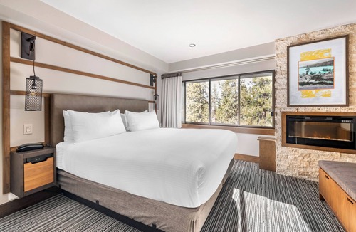 South Lake Tahoe Hotel | Hilton Vacation Club Tahoe Seasons Lake Tahoe