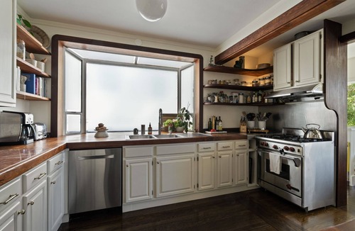 Fillmore District House | Hot Tub, Skyline Views & Prime Alamo Square Stay