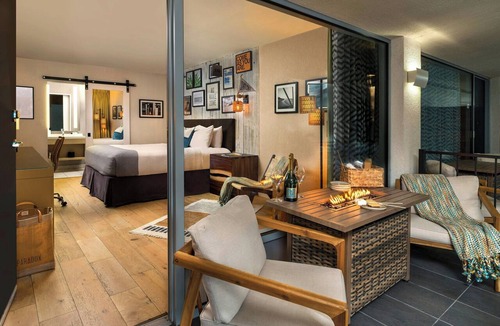 Westside Santa Cruz Hotel | Hotel Paradox, Autograph Collection