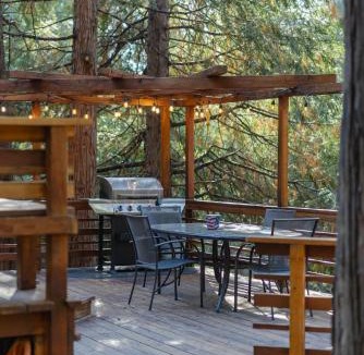 Fern Valley House | Idyllcove Fenced Mid-Century A-Frame