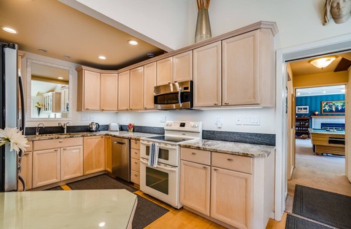Lagunitas-Forest Knolls House | Idyllic NatureEstate, Pool, Jacuzi, PuttGreen, Gardens