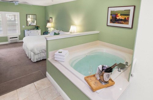 Freestone Bed & Breakfast | Inn at Occidental