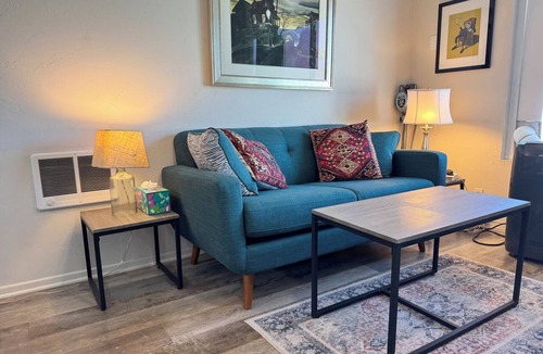 Carpinteria Condo | Just a few steps from Carpinteria State Beach. Bright, clean and cozy.