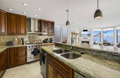 San Diego House | Kanipali Waterfront Pool & Spa Mission Beach