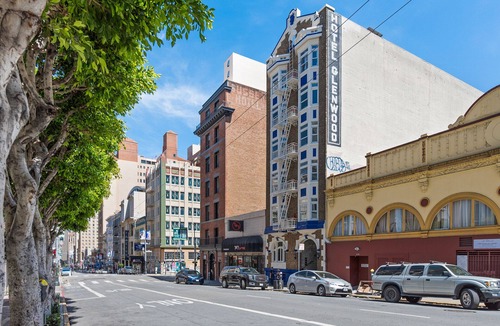 Lower Nob Hill Apartment | Kasa La Monarca | Standard Studio in San Francisco