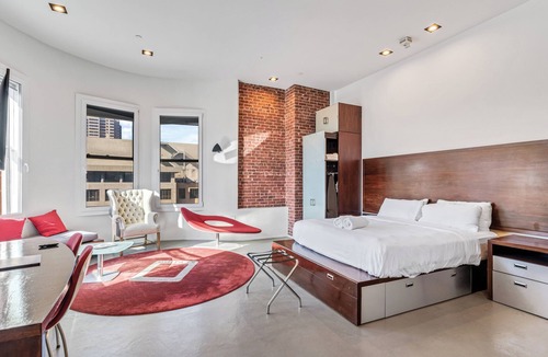 East Village Hotel | Keating Hotel By At Mine Hospitality