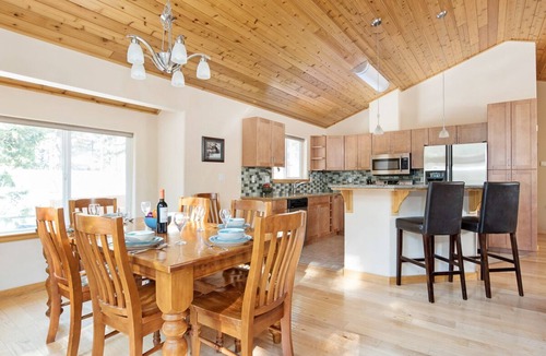 Kings Beach House | Kings Beach Home with Private Hot Tub