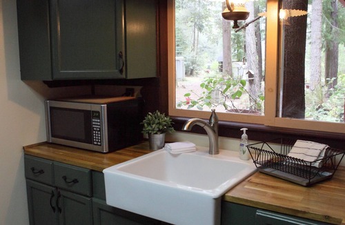 Fort Bragg Cabin | Kona Cabin in the Redwoods