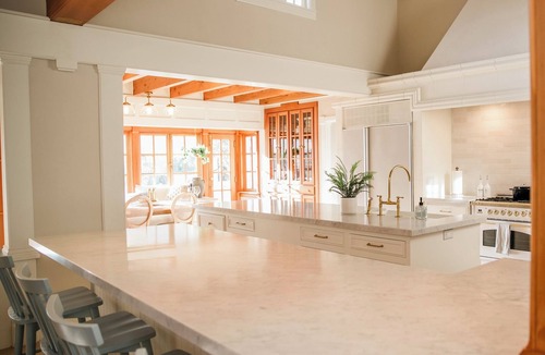 Forestville Villa | La Cachette Florale