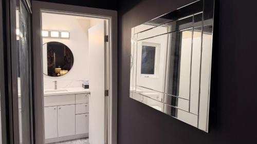 North Hollywood House | La Fleur Royale Designer Room