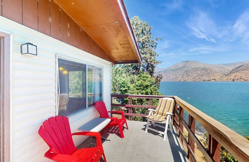 Chelan House | Lakefront gem with large deck, grill, fast WiFi, & great views