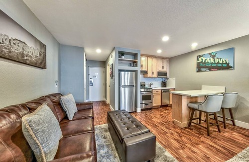 South Lake Tahoe Condo | Lakeland Village #225 - Studio in Lodge, romantic remodel