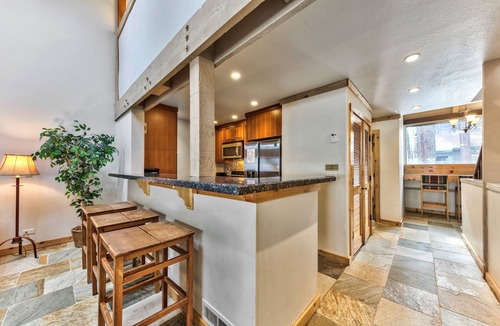 South Lake Tahoe House | Lakeland Village #511 - 4BR/3BA Heart of Tahoe