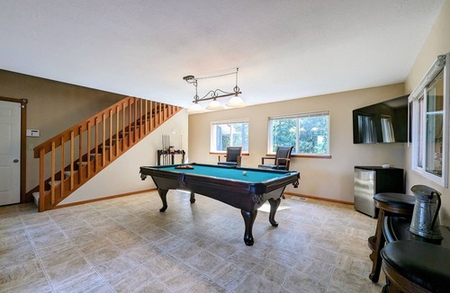 Yamhill County House | LARC Ranch ~ Serene Vineyard Escape