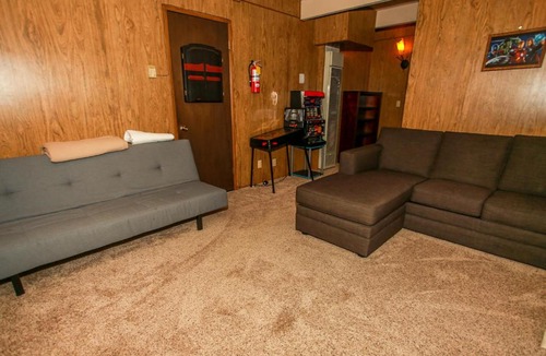Whispering Forest House | Lazy Bear Lodge