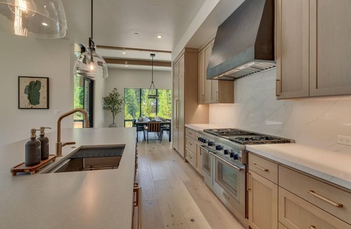 Ponderosa Palisades House | Lift & Tee Retreat at Schaffer's Mill - TLUXP