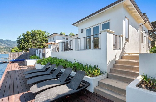 Stinson Beach House | Light and Breezy Seadrift Lagoon Home w/Hot Tub