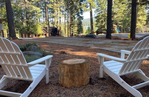 Peninsula Village Cabin | Little Dipper - Fall Couples Escape!