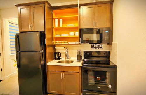 Antelope Apartment | Lovely 1-bedroom guest suite with AC in welcoming Antelope