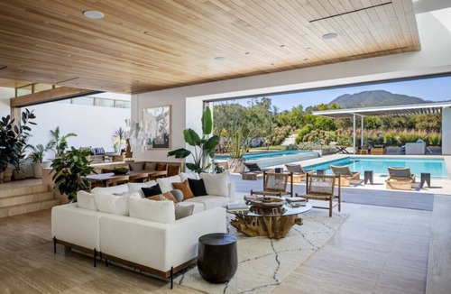 Central Malibu House | Luxe Private Pool w/Ocean Views near Point Dume