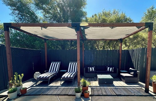 Mariposa House | Luxe Yosemite Retreat With Pool + Hot Tub + Game Room