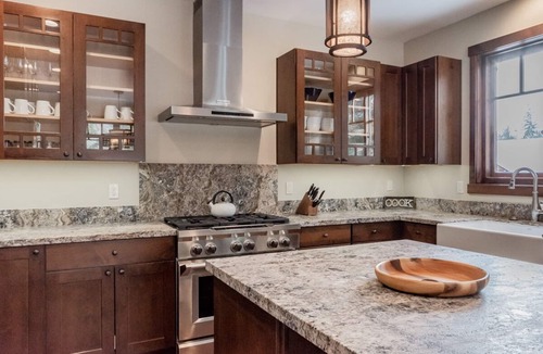 Stonegate House | Luxury Cabin with Private Hot Tub! Close to Village!