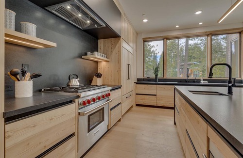 Olympic Valley House | Luxury Creekside Retreat Near Palisades Tahoe - Whispering TLUXP