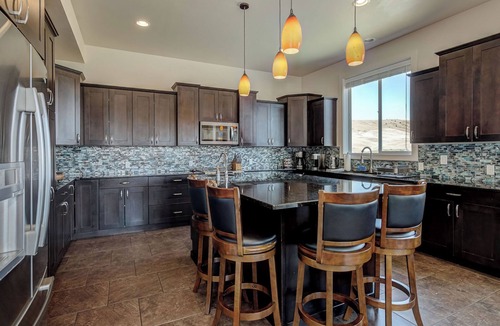 Sunnyslope House | Luxury Home with Epic Views - Game Rooms, Gym, Near Leavenworth & Lake Chelan