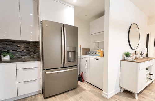 Burbank House | Luxury LA Villa: 4BR Designer Space near Universal Studios