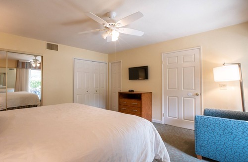 San Diego Country Estates Hotel | Luxury Living in the Heart of Ramona! Full Kitchen, Free Parking & Pool!