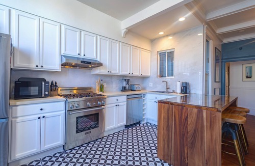 Nob Hill Apartment | Luxury Private Oasis In The Heart Of San Francisco - Walk Everywhere