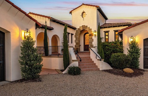 Solvang House | Luxury Spanish Mission Estate Near Solvang with Pool, Spa, Sauna, Bocce & Views