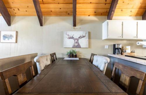 Mammoth Lakes Villa | Mammoth View Villas 32