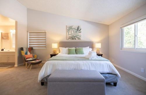 Noble House | Marbella Lane - 4BR w Gem Pool in SiliconValley