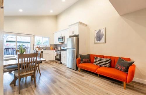 Willow Glen House | Marbella Lane - 6BR Duplex DTWN SJ Laundry P