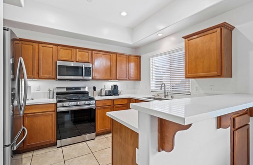 Lincoln Acres Condo | Marvelous 4-bedroom condo in San Diego