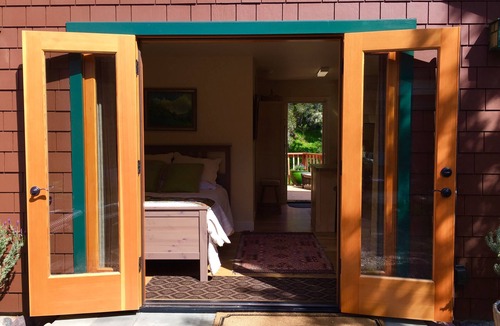 Mill Valley Cottage | Mill Valley Nature Cottage. Sunny. Serene. Romantic Getaway. Hikers/Bikers Dream