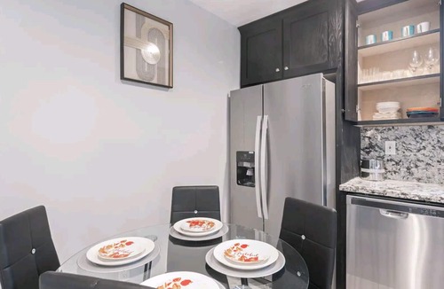Park Mesa Heights House | Modern 3BR Hm Near SoFI, LAX, Hollywood, Free parking