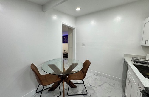 Northside Apartment | Modern Minimalist Home