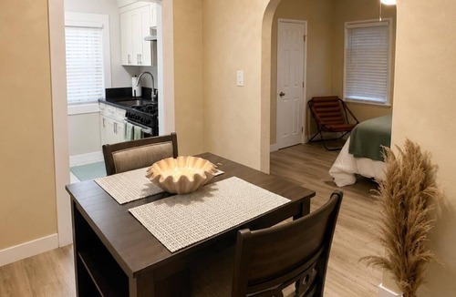Inglewood House | Modern SoFi Retreat - 2 Min Walk to World Cup & Stadium Events