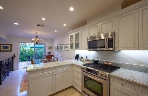 Montecito Condo | Montecito condo, upgraded, steps from Lower Village, Butterfly Beach, & Biltmore