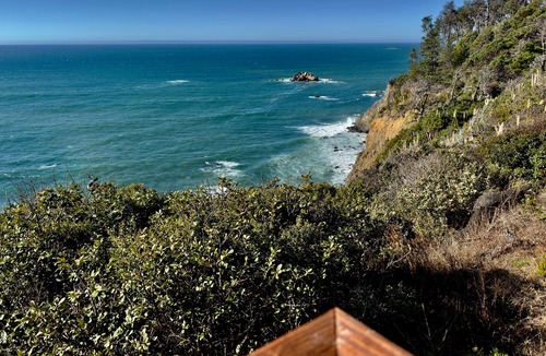 Gualala House | Moon Star Cottage | Hot Tub, Ocean Front | Gualala
