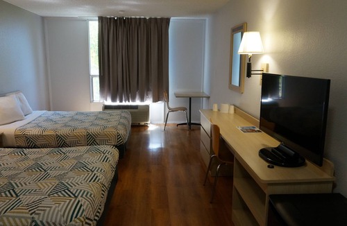 Belmont Hotel | Motel 6 Belmont, CA - San Francisco - Redwood City