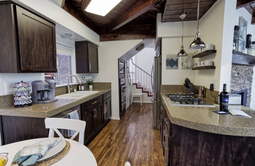 Cedar Glen Cabin | Mountain Escape w/AC Near Village w/Private Lake Trail Access, Deck & BBQ