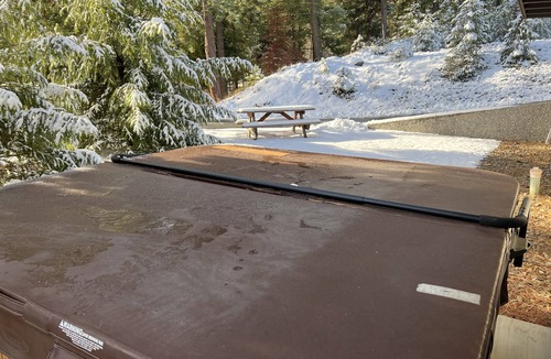 Wenatchee Apartment | Mountain hideaway, minutes from Mission Ridge Ski and Board Resort