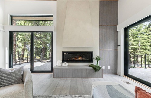 Ponderosa Palisades House | Mountain Spa Retreat
