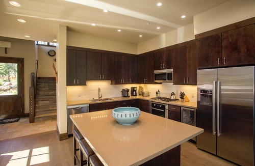 Truckee House | Mountainside by Tahoe Getaways at Northstar - Pool, Gym and Tennis